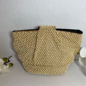 Vintage beige purse with white beading